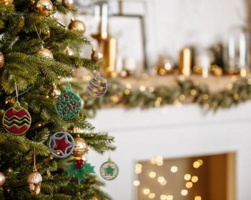 Make your own Christmas tree decorations