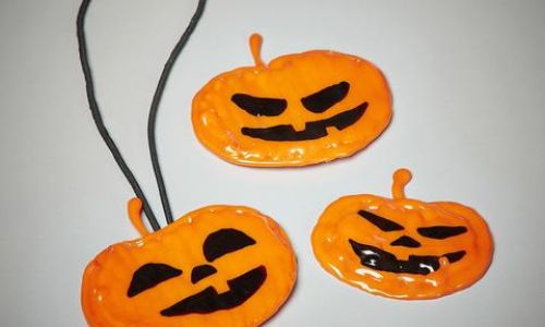 Glue Gun Crafts - Easy Halloween pumpkin decorations